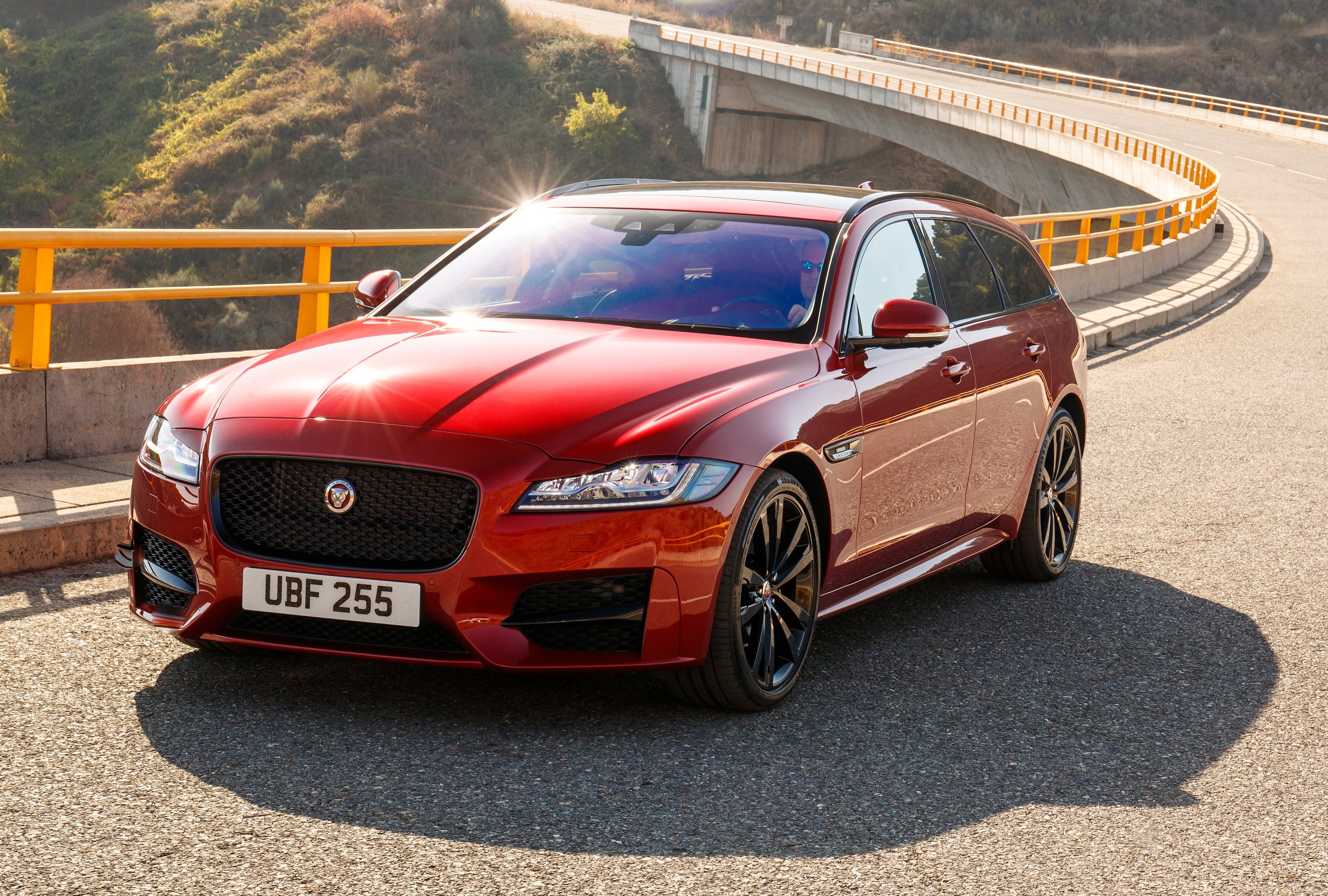 2015–2024 Jaguar XF