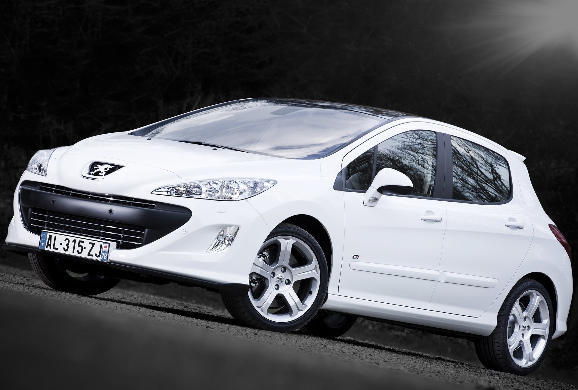 2008–2014 Peugeot 308