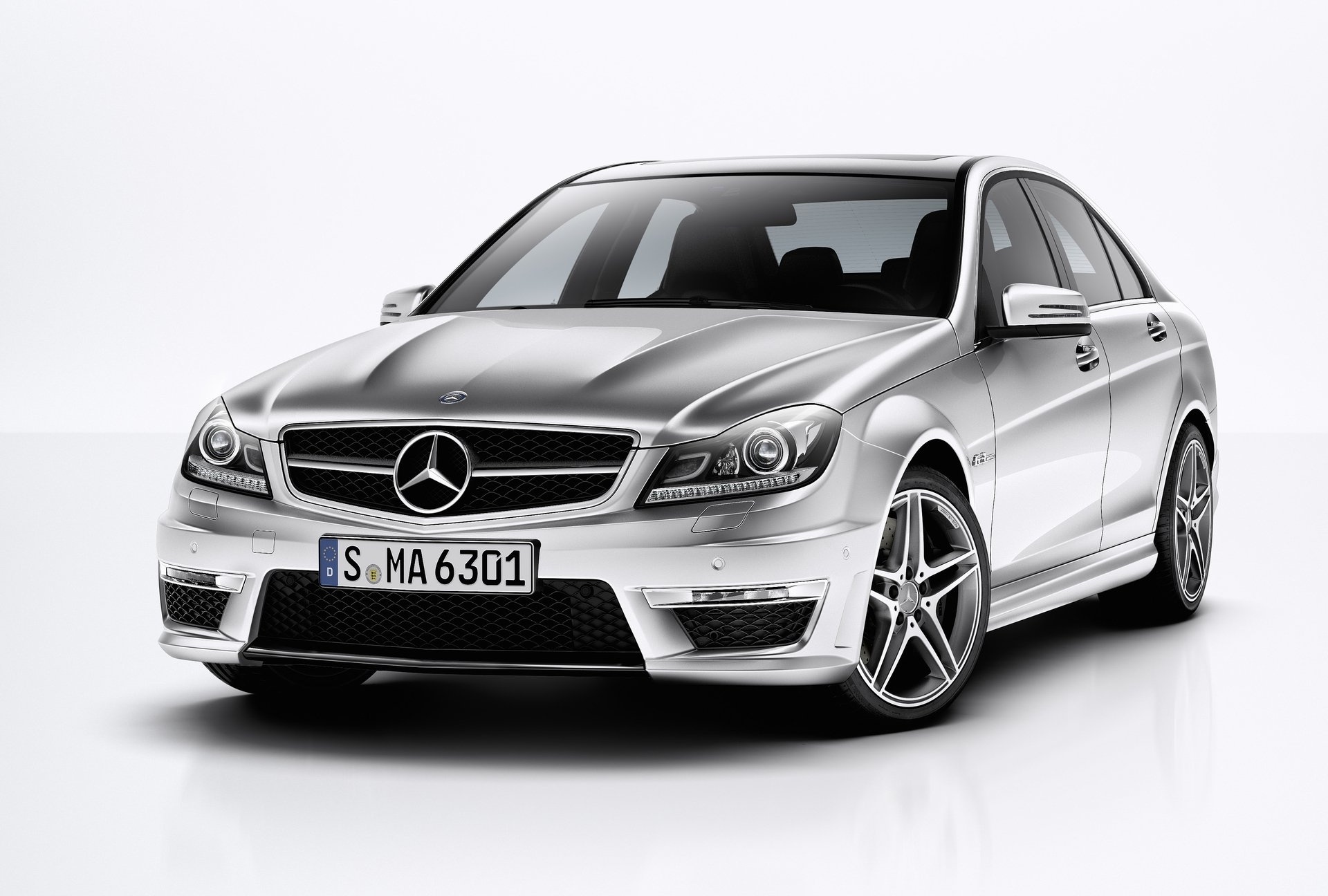 2007–2014 Mercedes-Benz C-Class W204