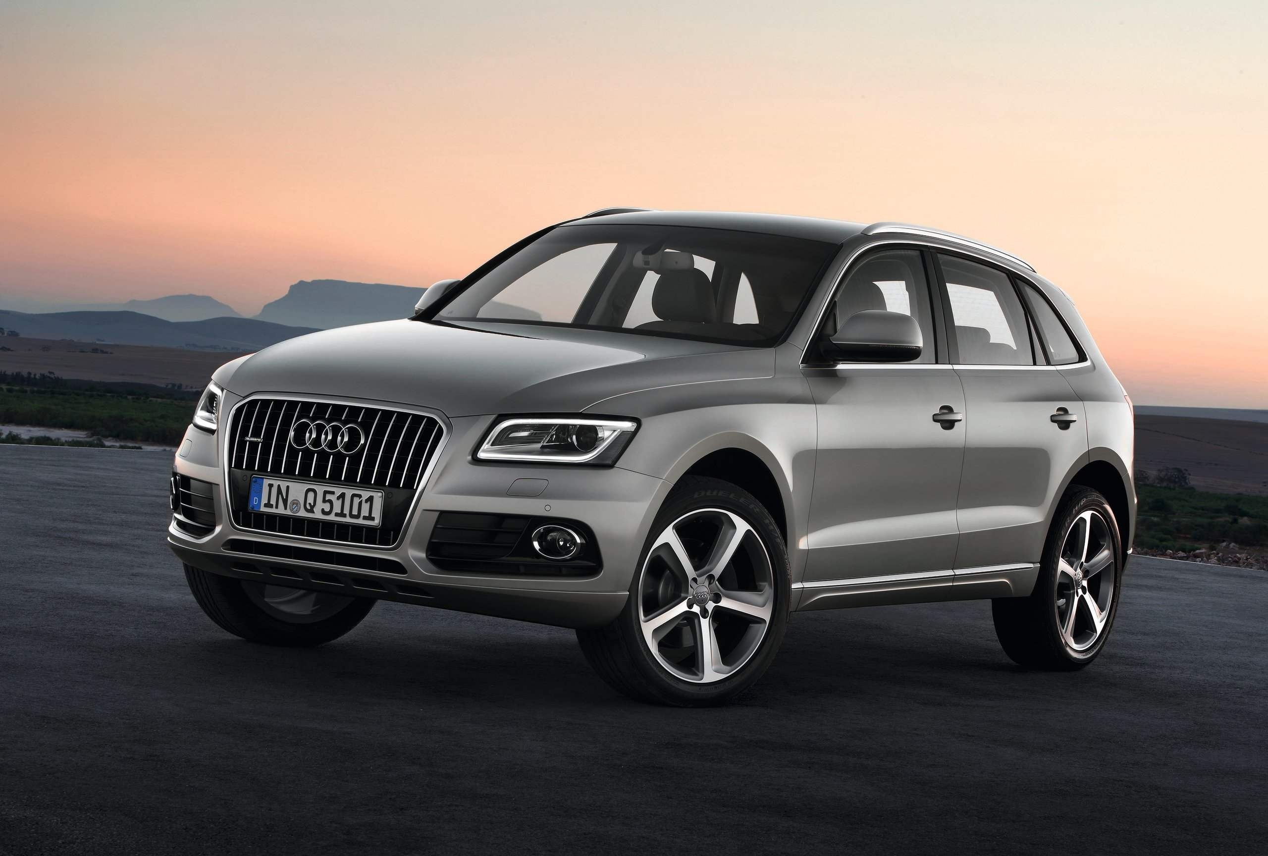 2008–2016 Audi Q5 8R