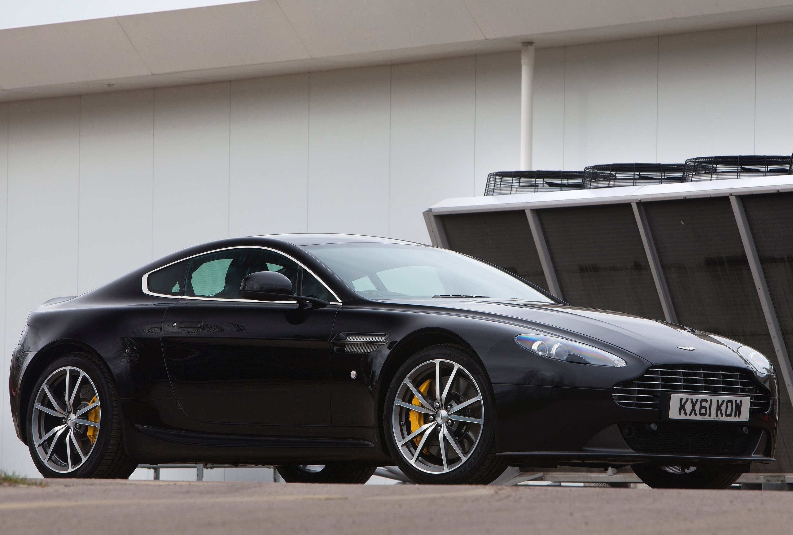 2005–2018 Aston Martin Vantage