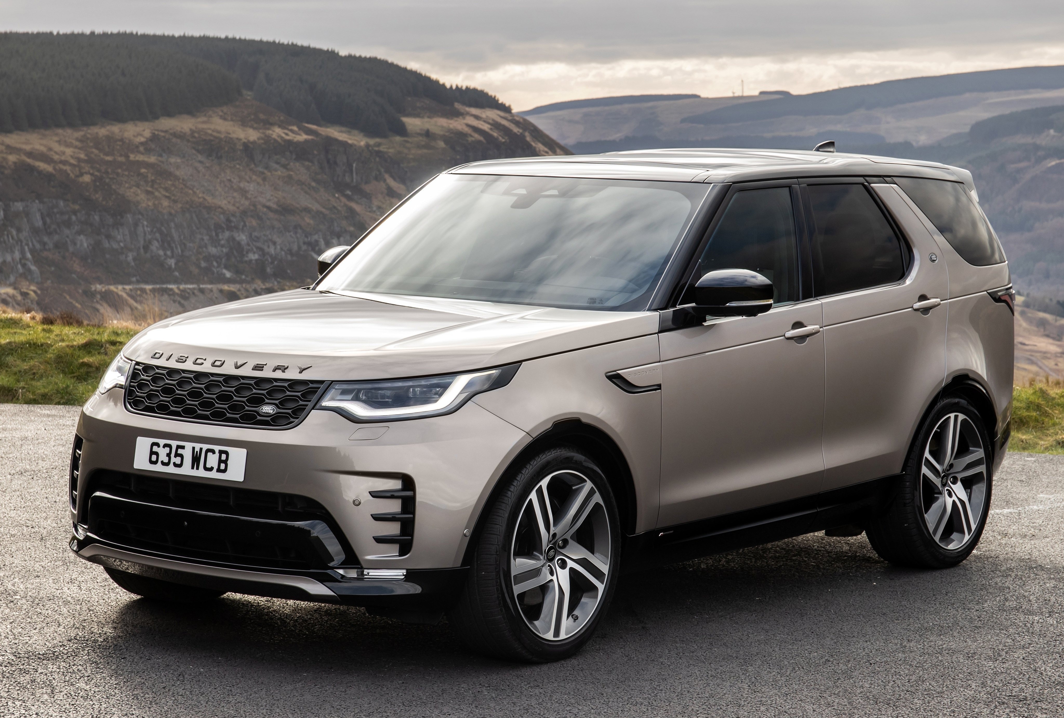 2017–2026 Land Rover Discovery Discovery 5